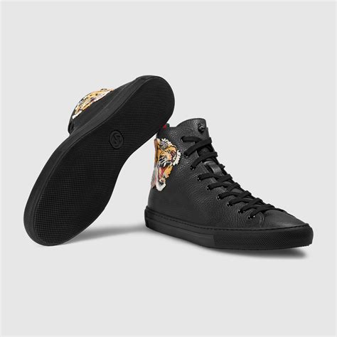 sneaker gucci in pelle nera con tigre ricamata|Sneaker Firmate Donna: Sneaker di Lusso .